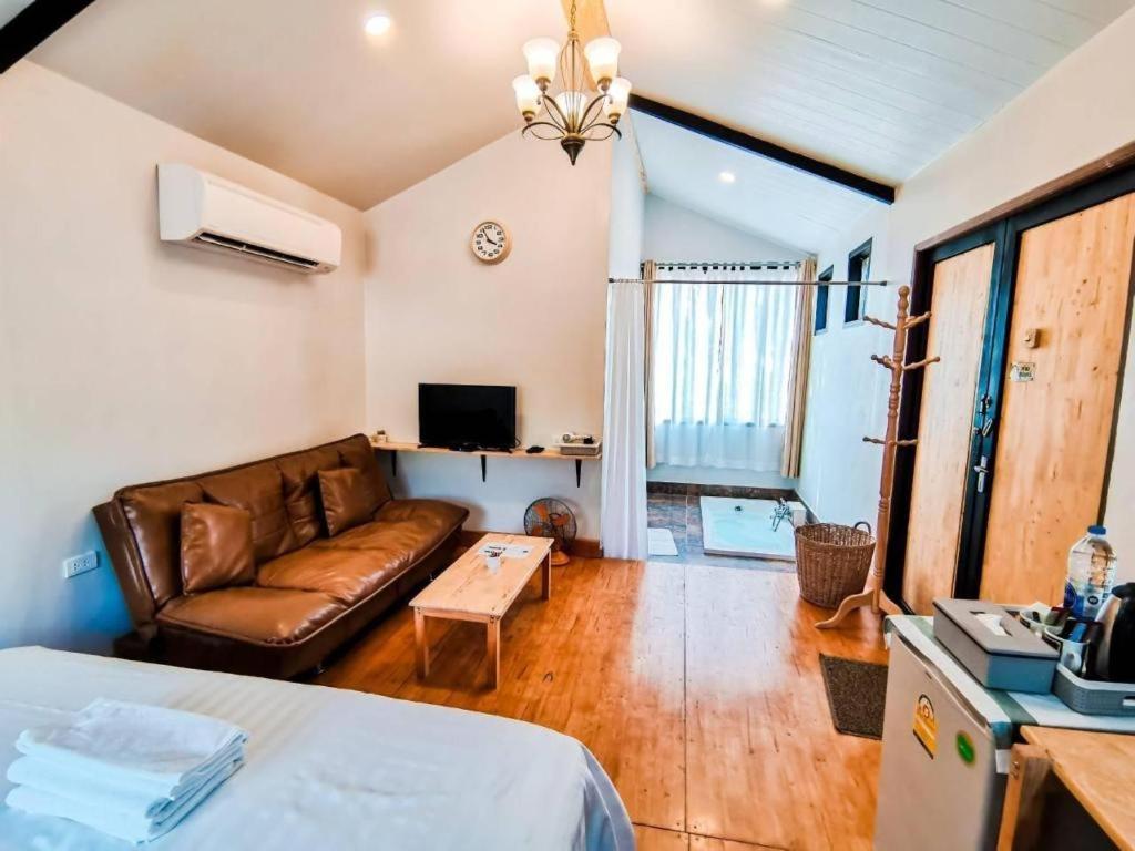 Villa Tuscany Country Resort Suan Phueng Exterior foto
