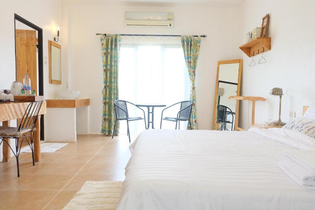 Villa Tuscany Country Resort Suan Phueng Exterior foto